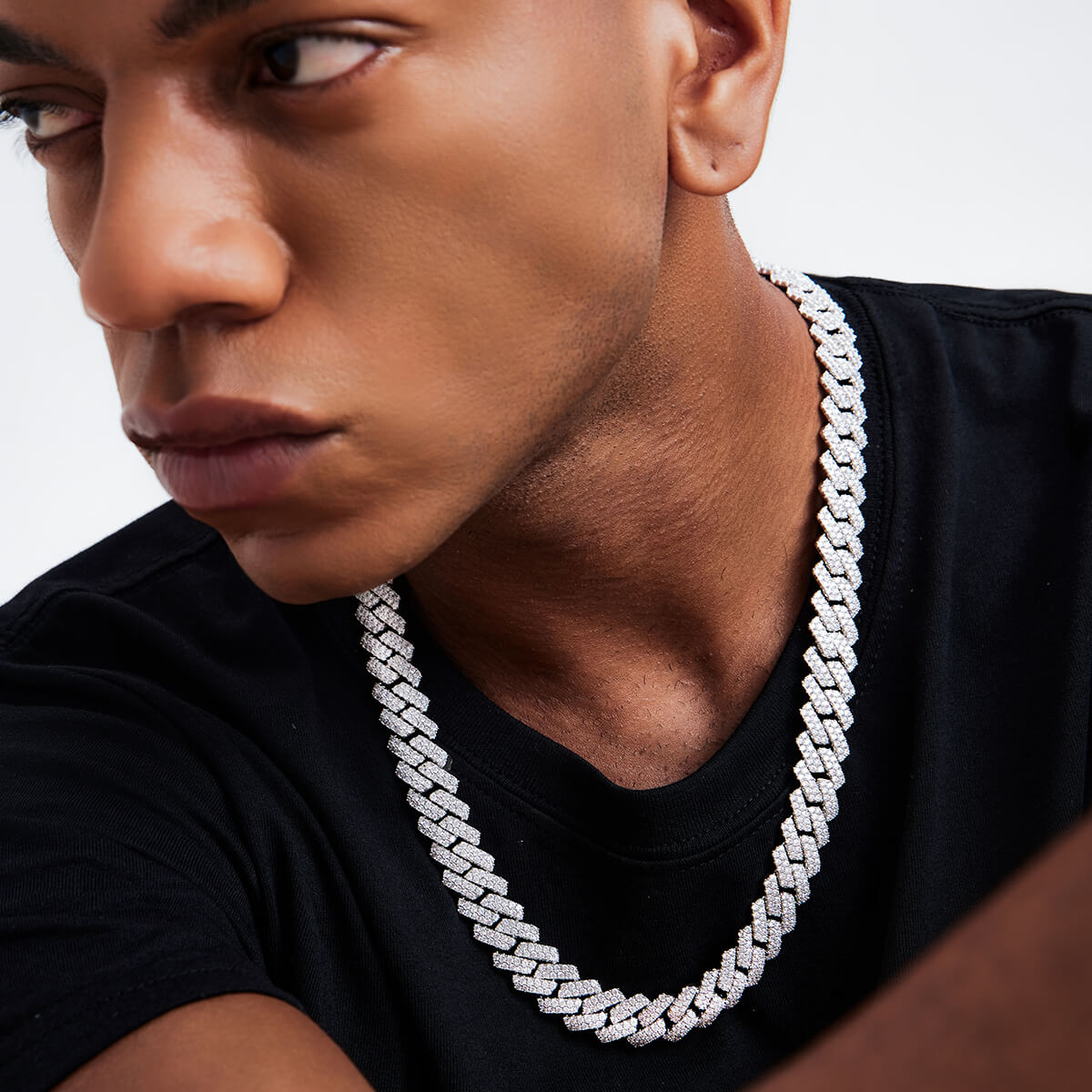 Iced out Cuban Link Chain-14mm