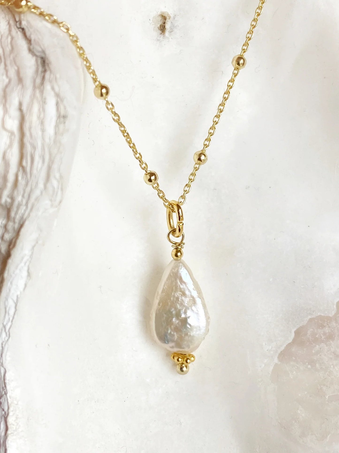 Amora Chevron Radiance Necklace